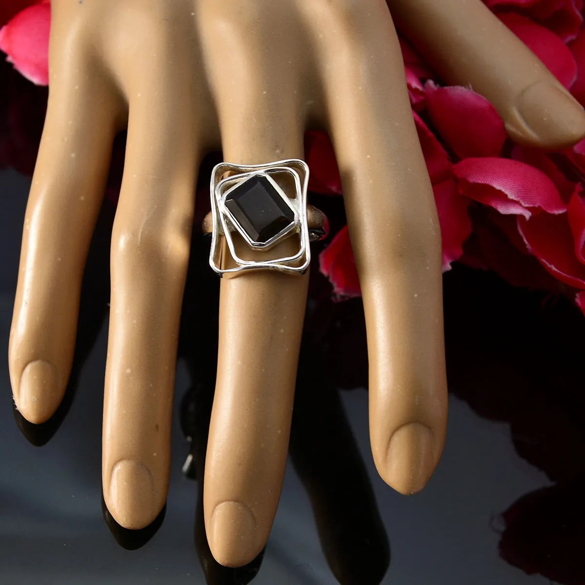 Fascinating Gems Smoky Quartz Solid Silver Rings Jewelry Storage