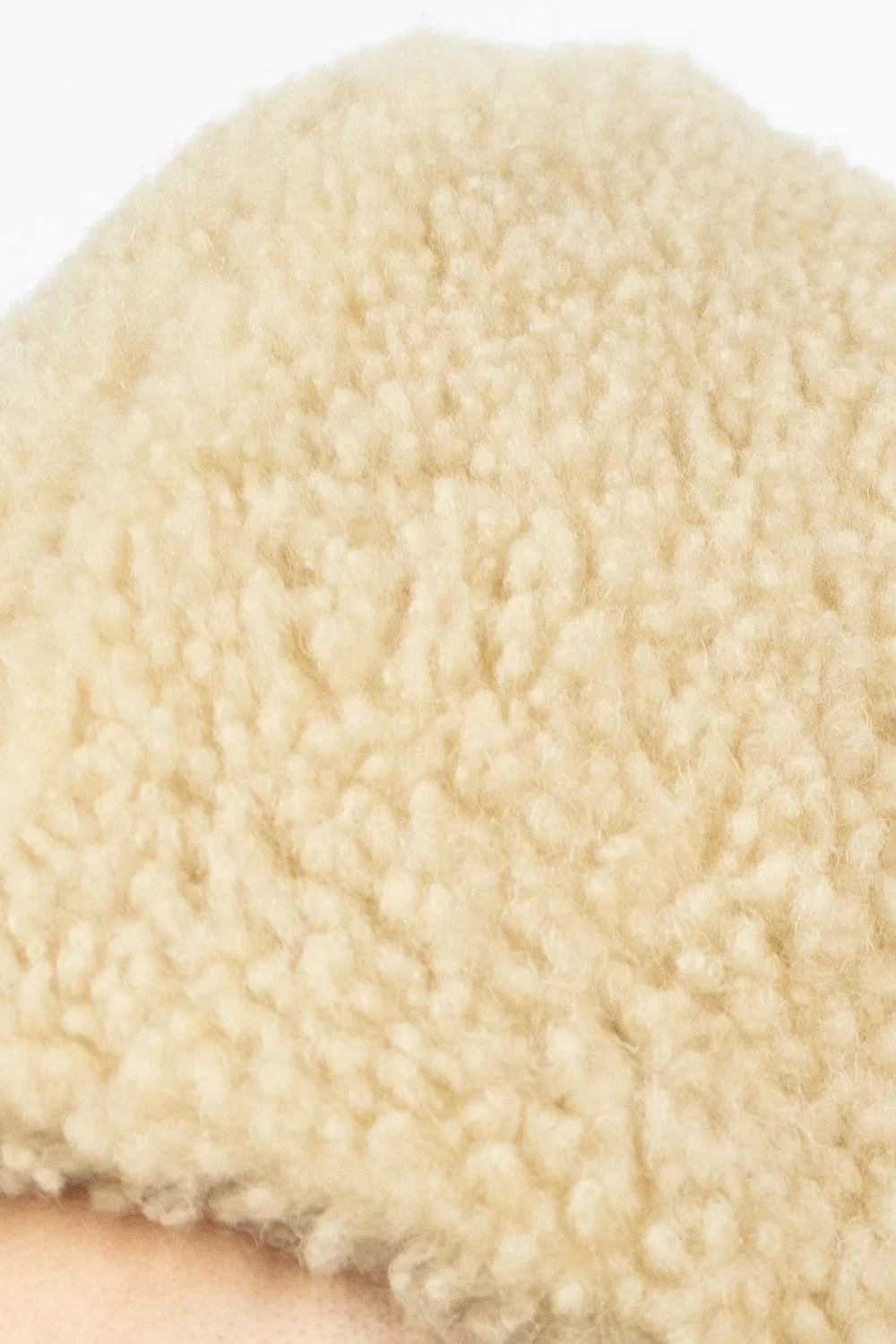 Veggie Shearling Hat Beige